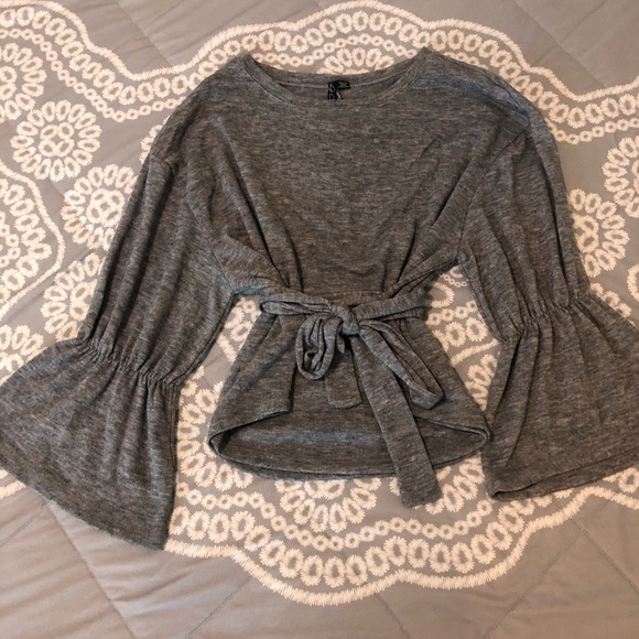 Waist tied top - Picture 1 of 2